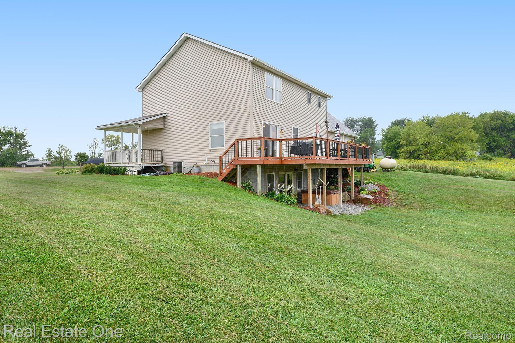 67 East Castle Road Fostoria, MI 48435 - Photo 26 of 45 SRS_2815.jpg