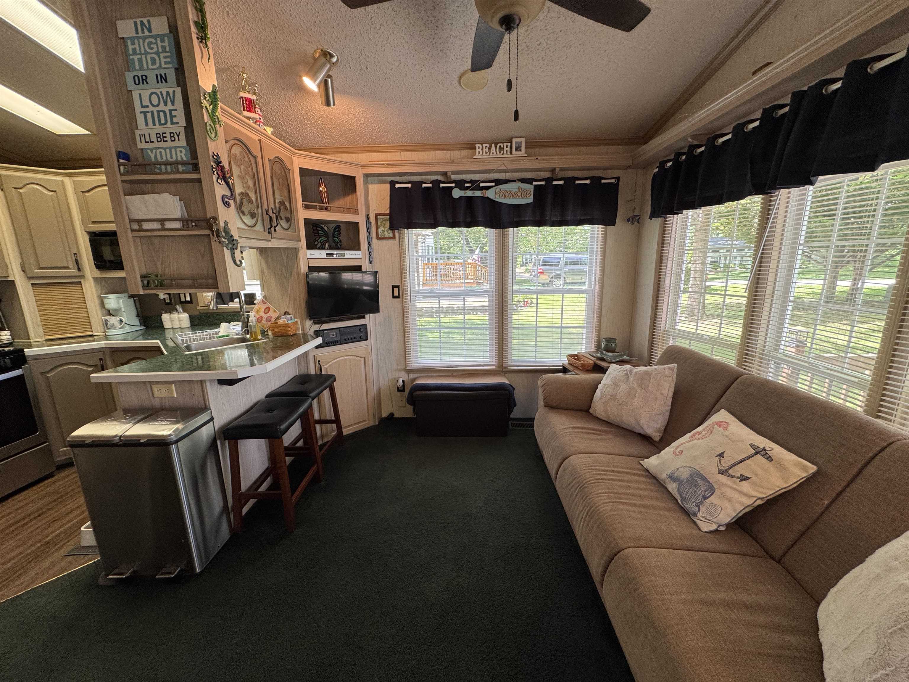208 Hillside Road Edgerton, WI 53534 - Photo 8 of 45