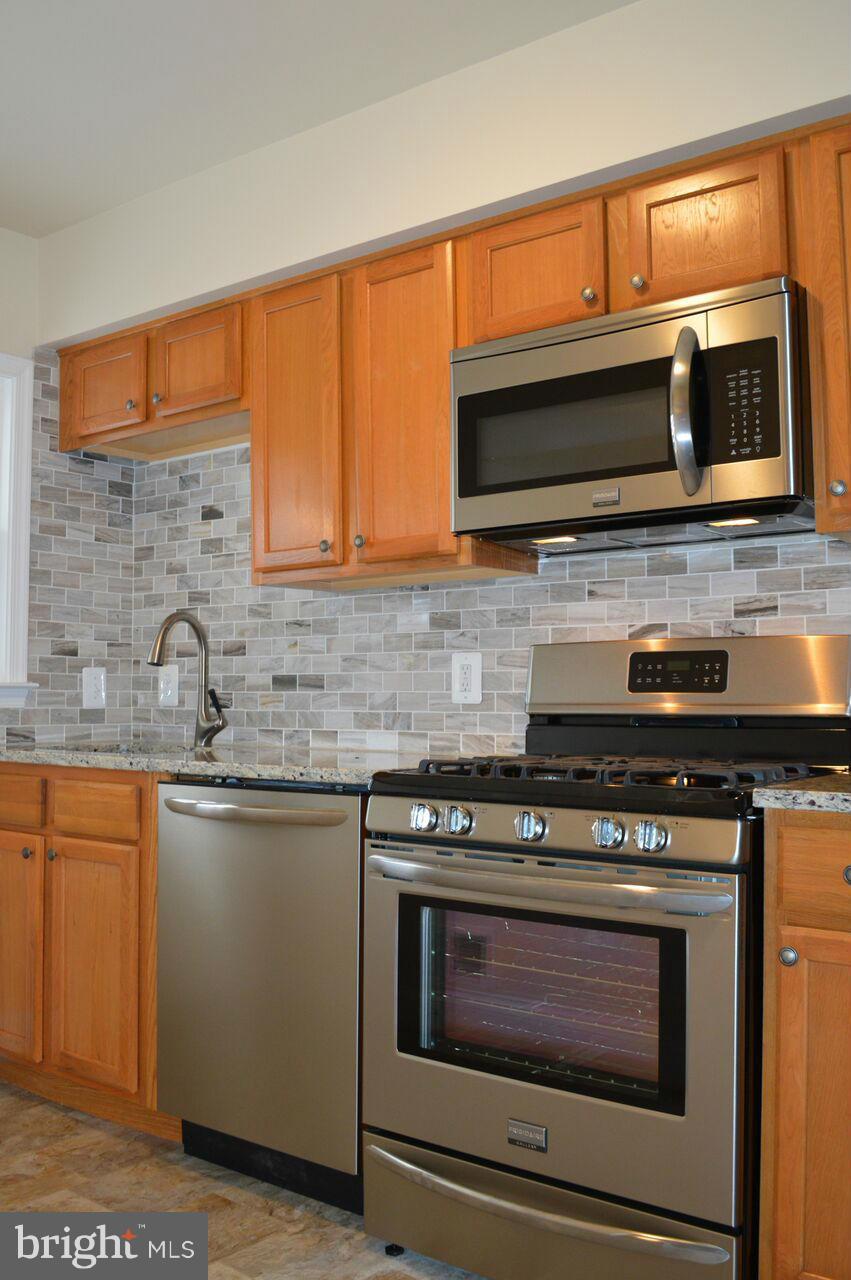 1917 Penhall Road Dundalk, MD 21222 - Photo 2 of 17 Kitchen