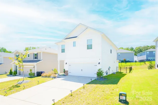 $385,000 | 126 Guardian Gate Drive, Mooresville, NC 28115