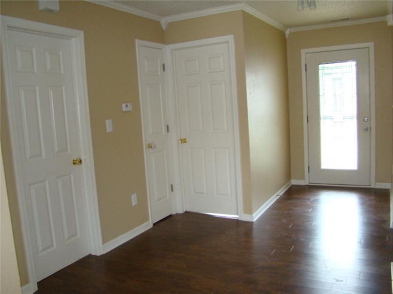 10870 Ravelle Road Indianapolis, IN 46234 - Photo 2 of 11