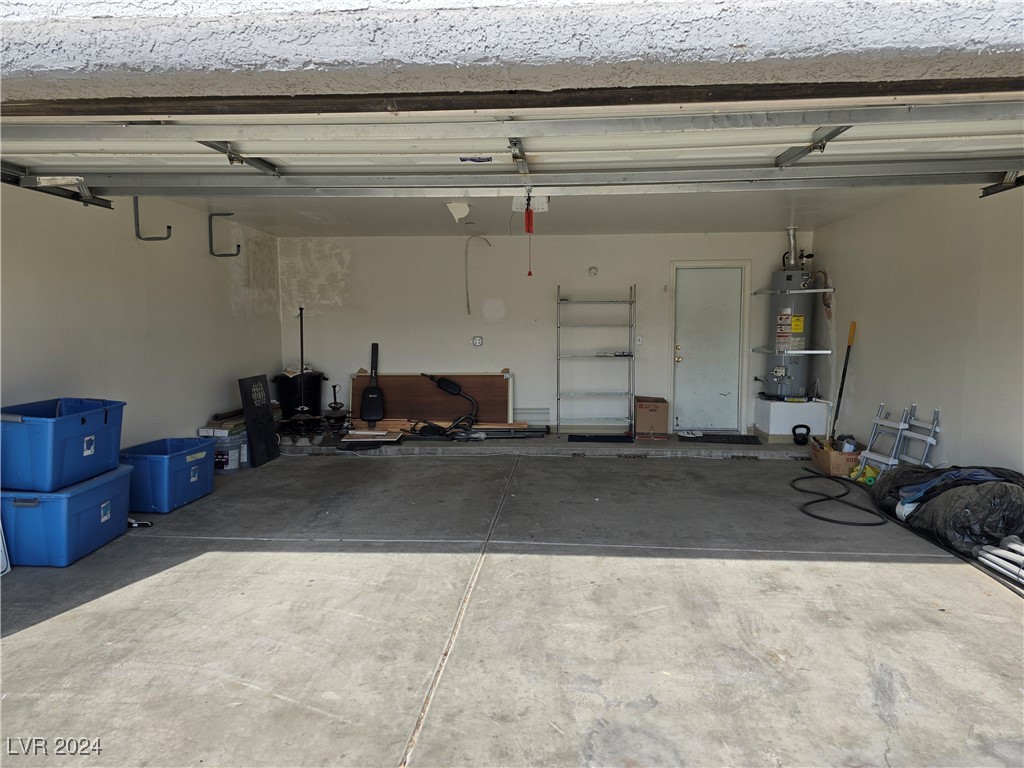 857 Rusty Anchor Way Henderson, NV 89002 - Photo 53 of 91 22'x22' Finished Garage.