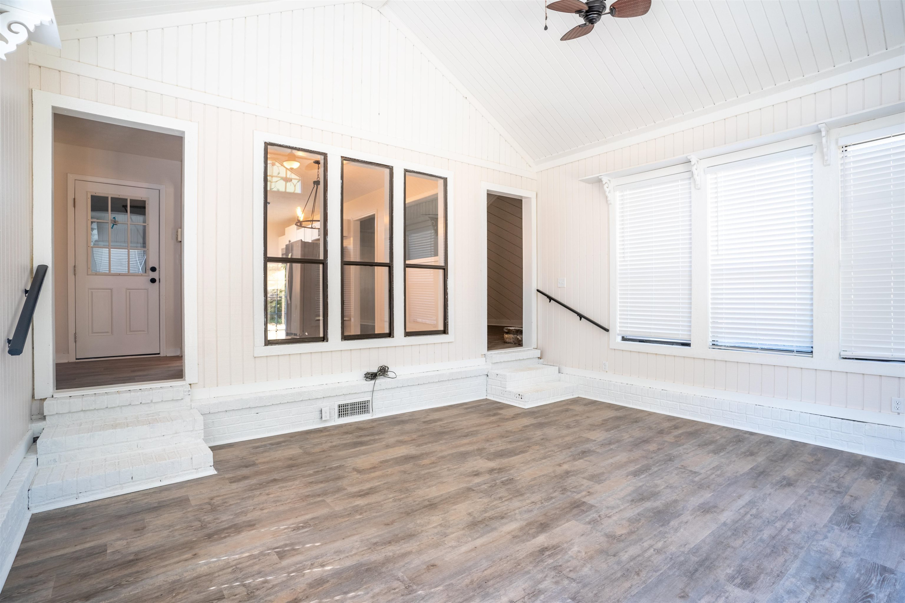 98 Ridgeoak Place Jackson, TN 38305 - Photo 14 of 23 a view of an empty room with a window
