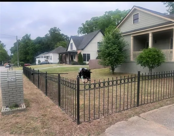 $2,275 | 3296 Myrtle Street, Atlanta, GA 30337