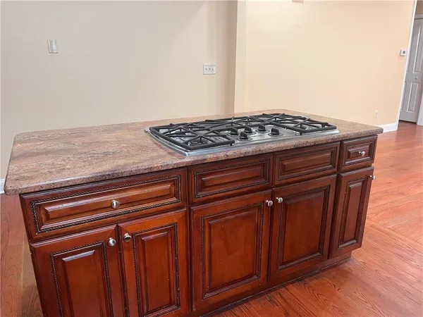 $2,275 | 3296 Myrtle Street, Atlanta, GA 30337