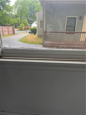 $2,275 | 3296 Myrtle Street, Atlanta, GA 30337