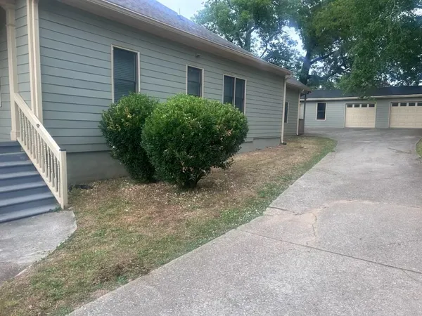 $2,275 | 3296 Myrtle Street, Atlanta, GA 30337