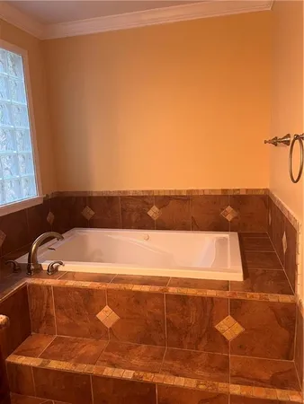 $2,275 | 3296 Myrtle Street, Atlanta, GA 30337