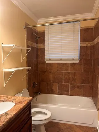 $2,275 | 3296 Myrtle Street, Atlanta, GA 30337
