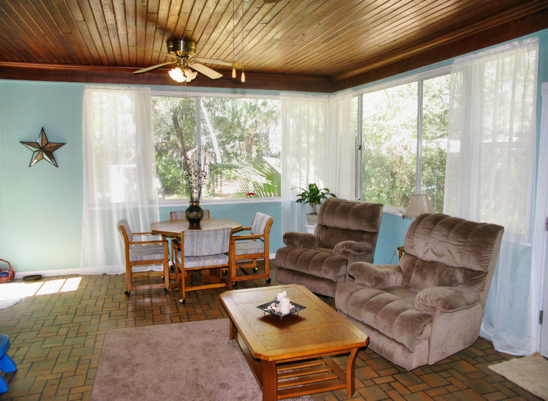 1020 Penman Road Neptune Beach, FL 32266 - Photo 19 of 36 Family Room #2