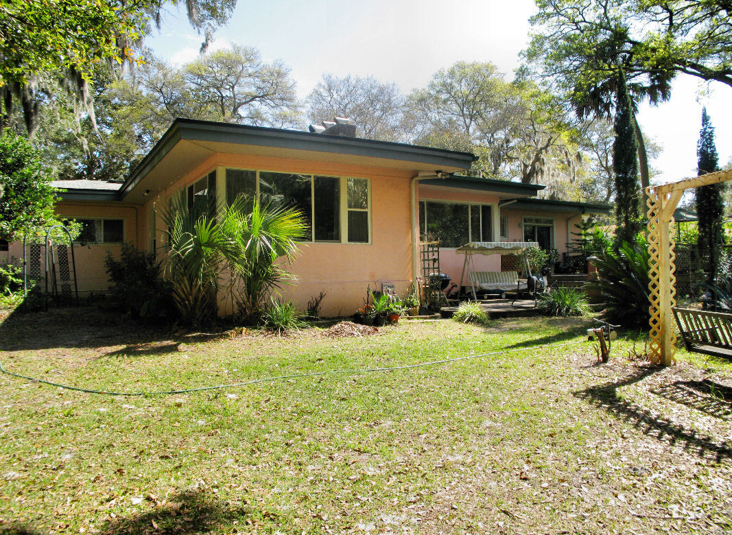 1020 Penman Road Neptune Beach, FL 32266 - Photo 36 of 36 Yard #3