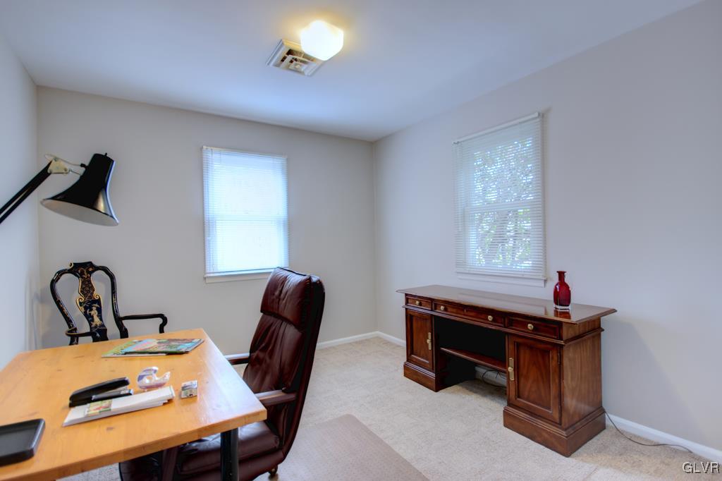 1453 Hampton Road Allentown, PA 18104 - Photo 15 of 39 Gallery Image 15