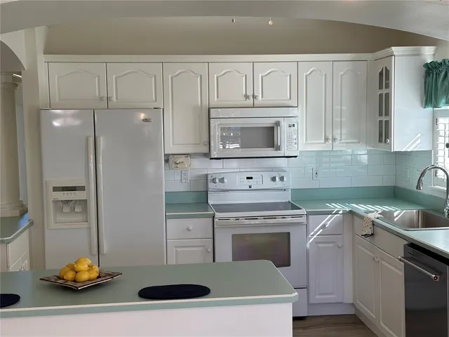 $2,400 | 1502 North Daytona Avenue, Flagler Beach, FL 32136