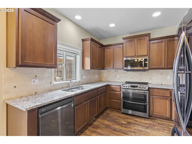 $464,900 | 59539 Whiteoak Drive, St. Helens, OR 97051