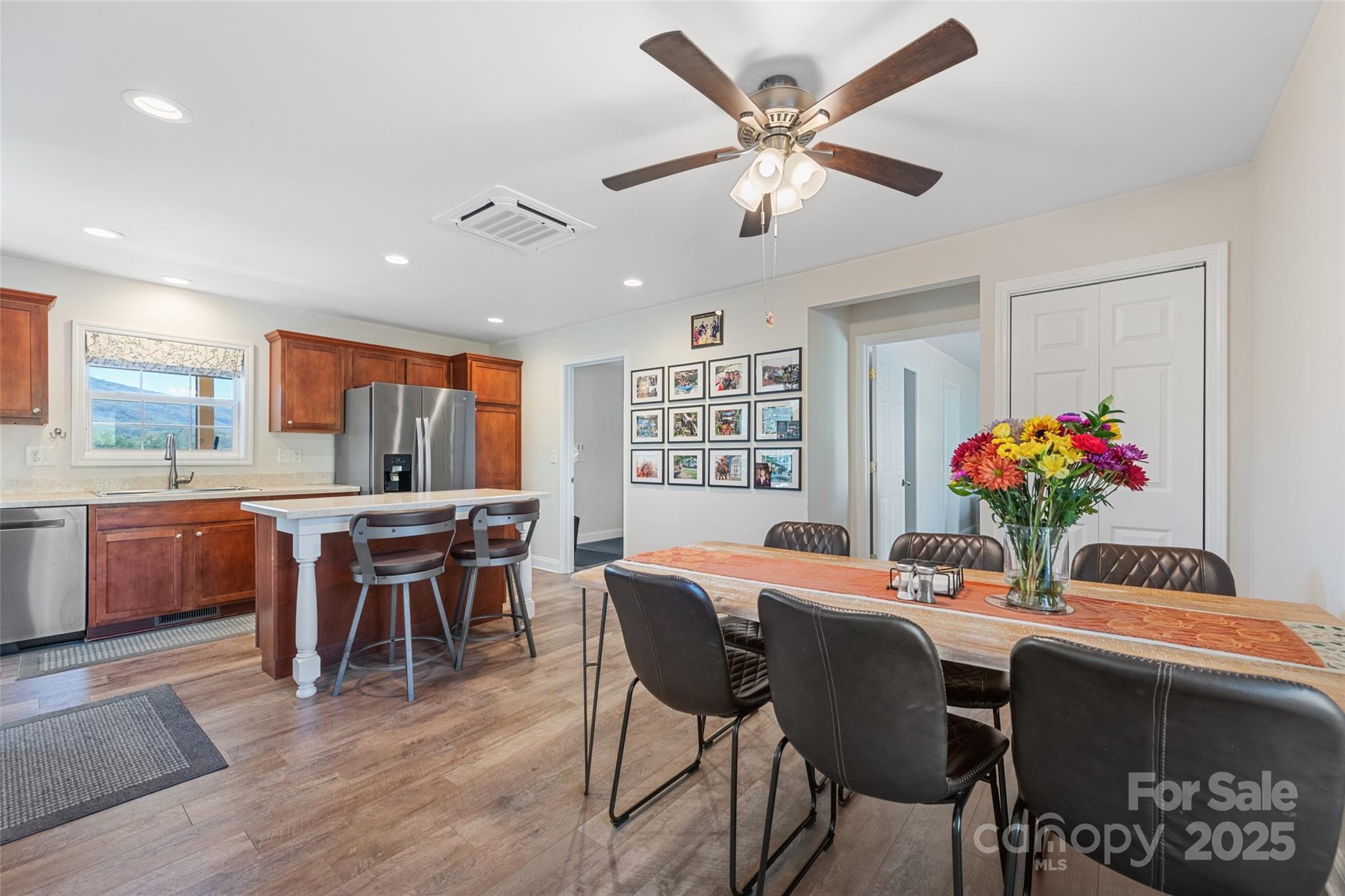 198 Gibson Cove Road Franklin, NC 28734 - Photo 11 of 32 Gallery Image 11