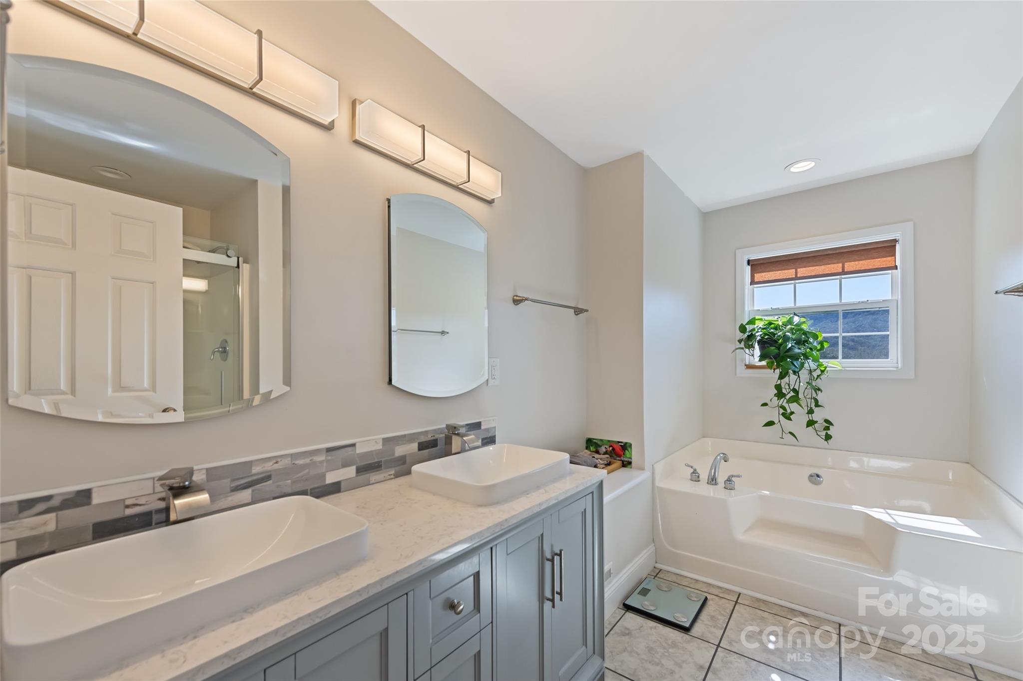 198 Gibson Cove Road Franklin, NC 28734 - Photo 18 of 32 Gallery Image 18