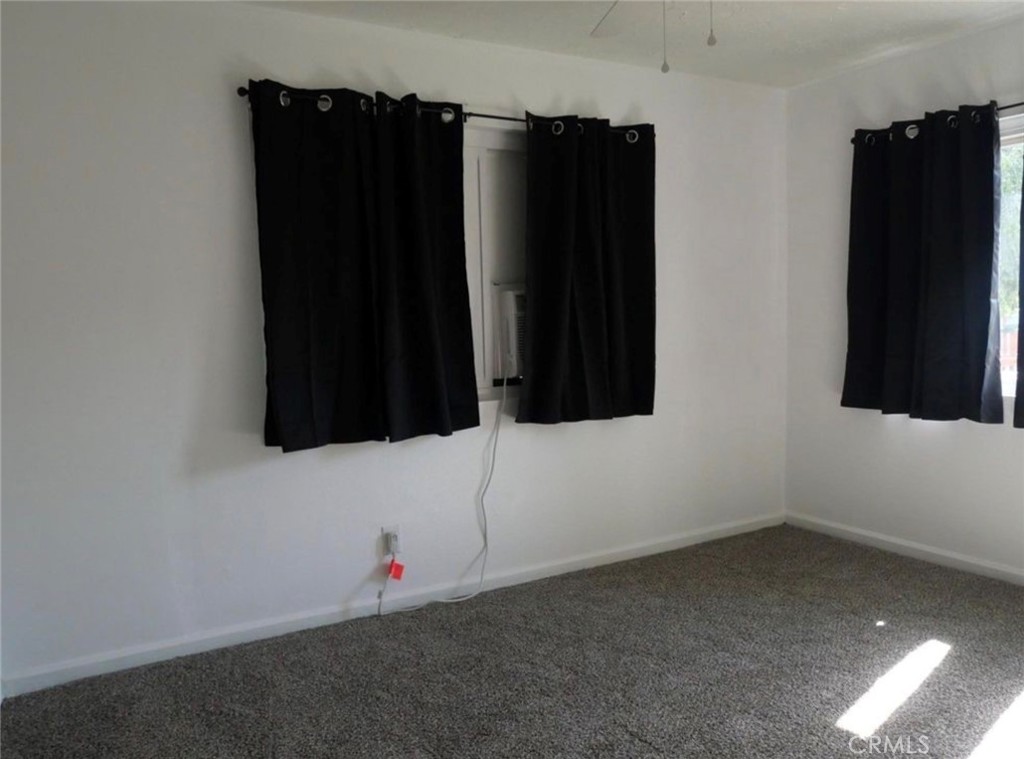 16121 Londa Lane, Unit 2 Riverside, CA 92504 - Photo 3 of 5 Gallery Image 3