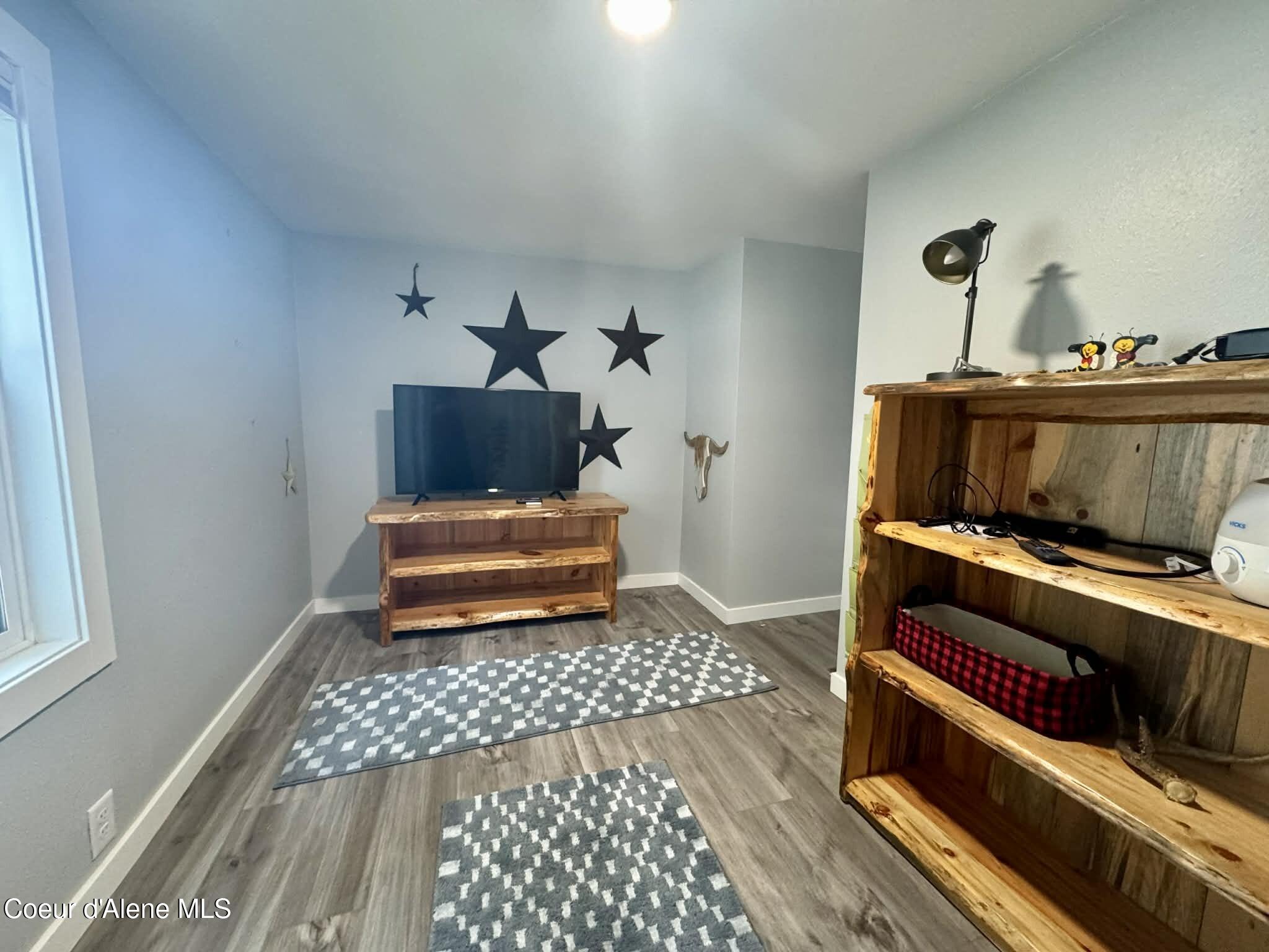 28 East Walrose Loop Hayden, ID 83835 - Photo 15 of 20 Bedroom2