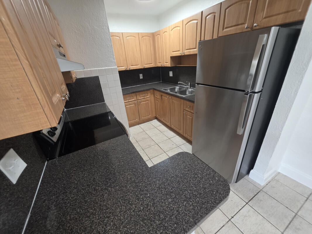 511 Banks Road, Unit 3 Margate, FL 33063 - Photo 7 of 7 1000264133jpg