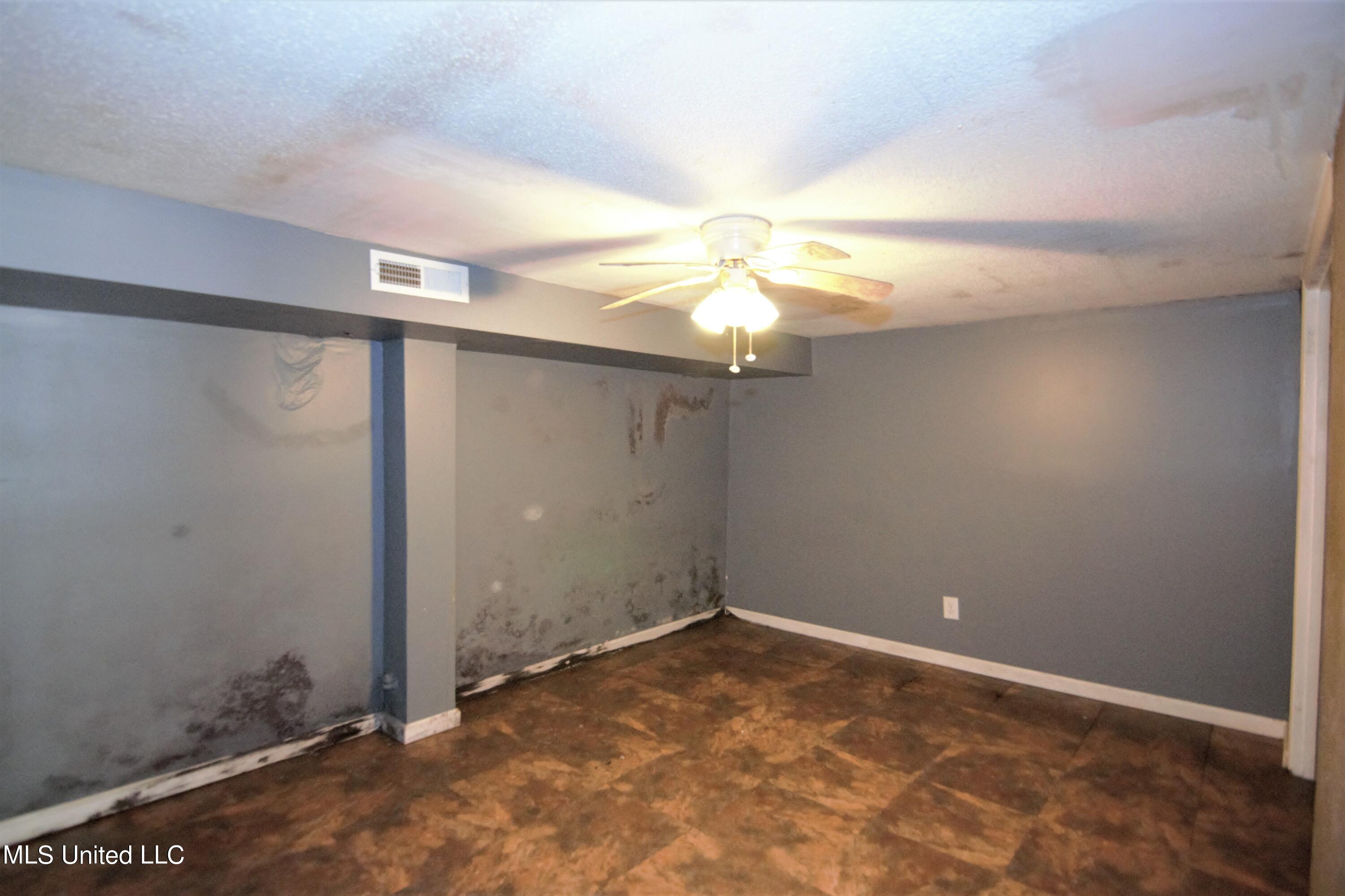 1019 Williams Road Byhalia, MS 38611 - Photo 27 of 33 Bedroom 4 in finished basement