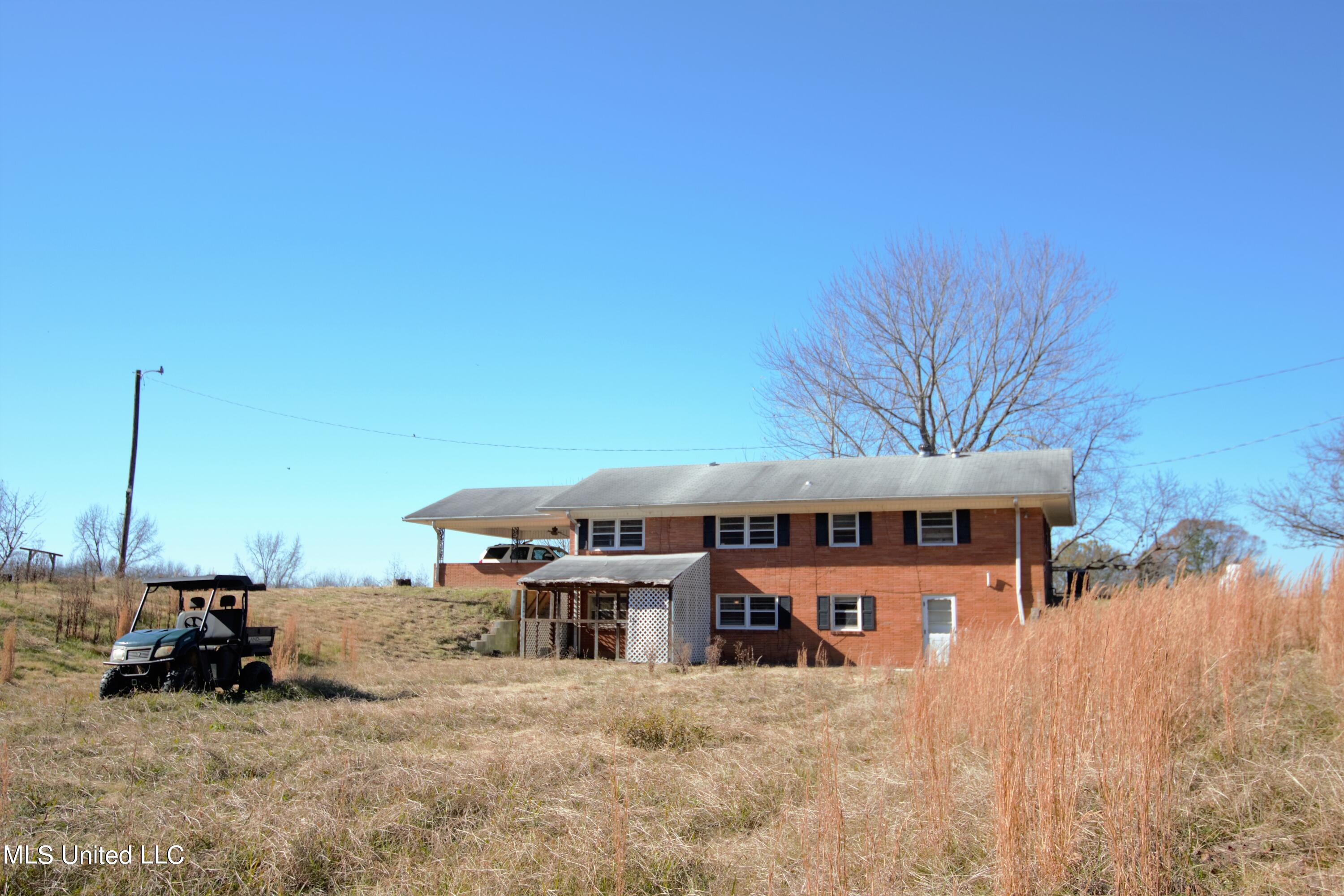 1019 Williams Road Byhalia, MS 38611 - Photo 31 of 33 Back of home