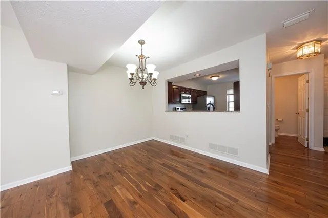 $289,900 | 305 Berrington Court, Bethel Park, PA 15102