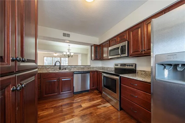 $289,900 | 305 Berrington Court, Bethel Park, PA 15102