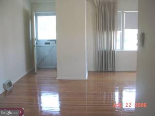 140 Juniper Road Havertown, PA 19083 - Photo 2 of 6