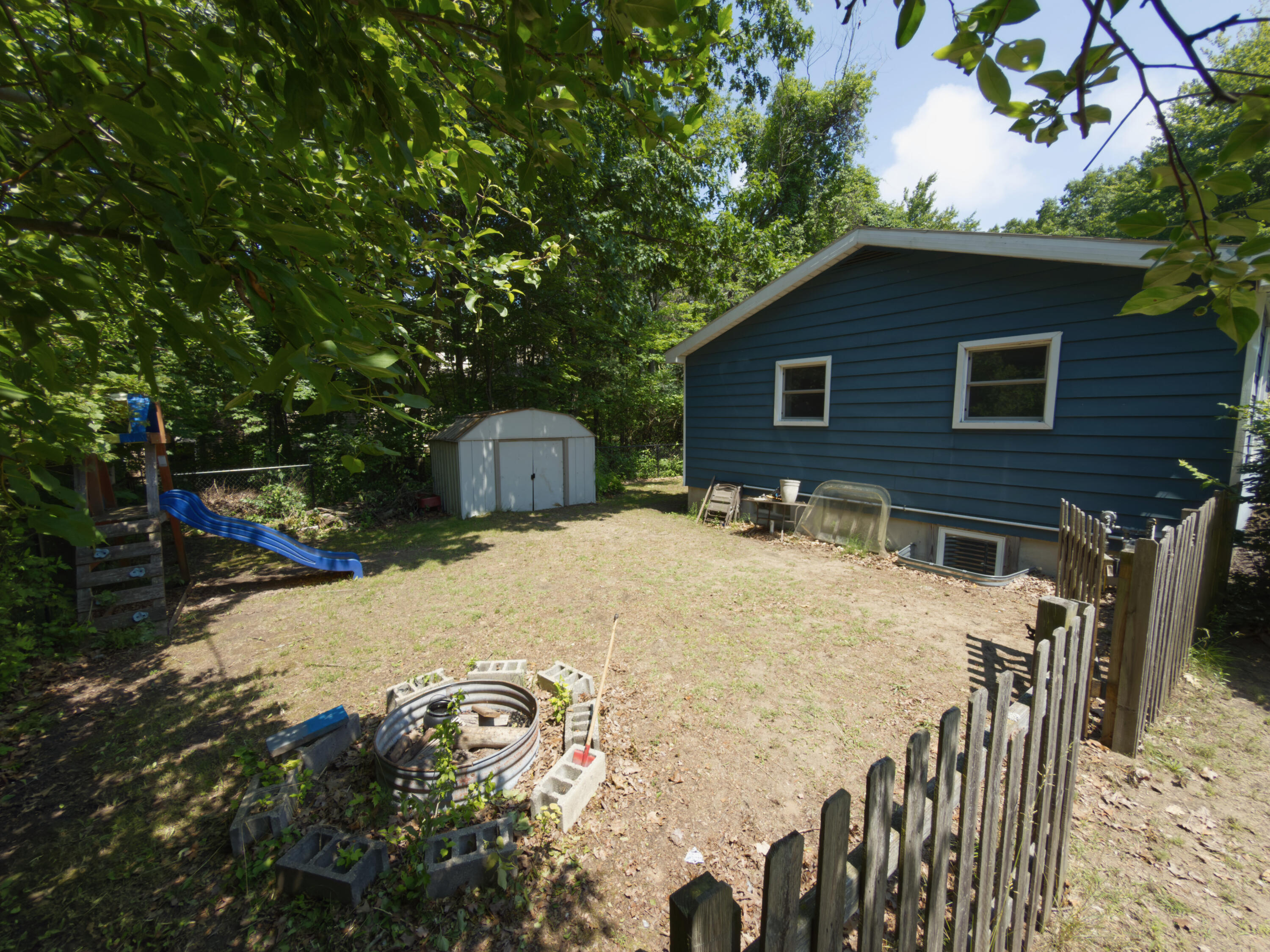 16613 West Fruitport Road Spring Lake, MI 49456 - Photo 25 of 26 backyard