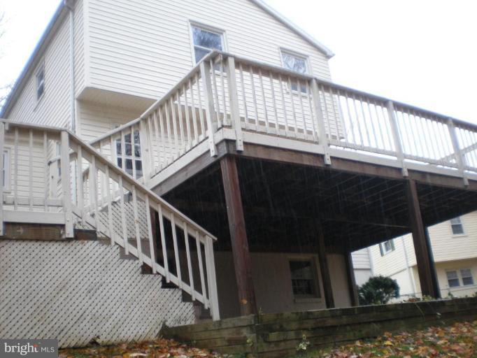 7920 Laural Valley Way Springfield, VA 22153 - Photo 22 of 23 Exterior #3