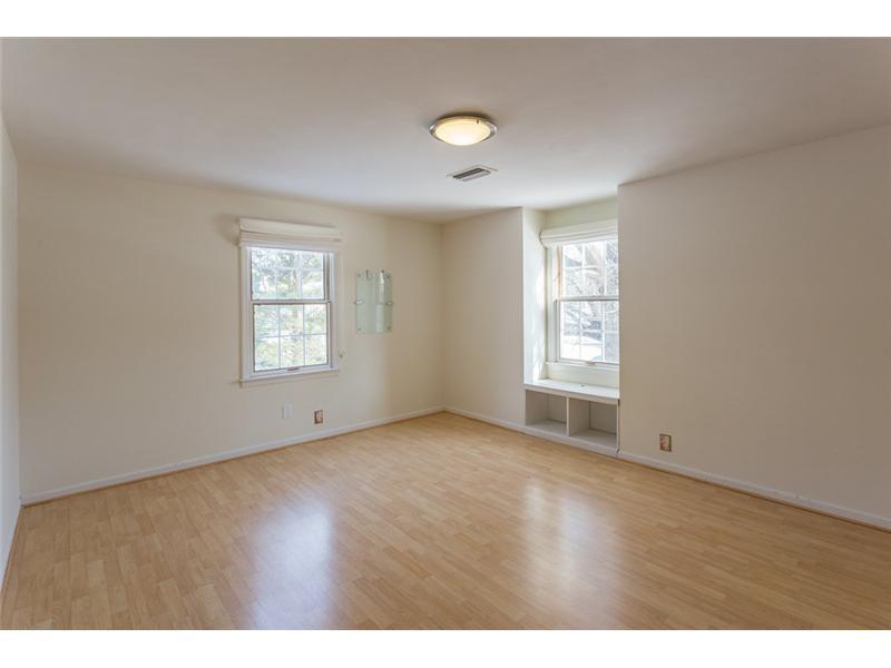 728 Round Hill Road Indianapolis, IN 46260 - Photo 23 of 24 Gallery Image 23