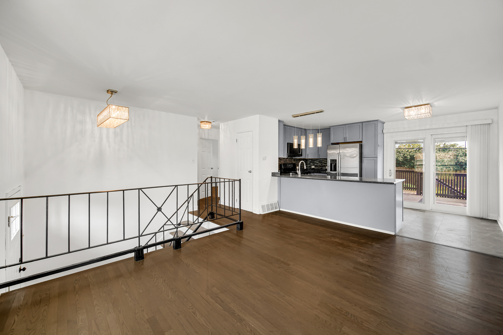 310 McKool Avenue Romeoville, IL 60446 - Photo 5 of 22 Gallery Image 5