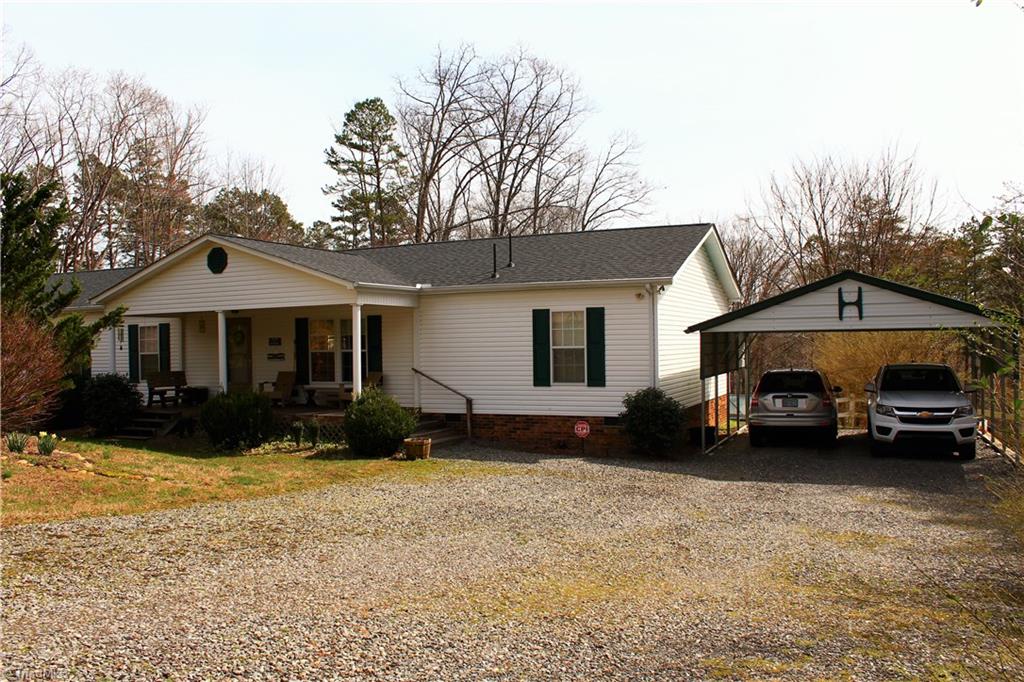 2045 Ray Loop Road Westfield, NC 27053 - Photo 3 of 30 Gallery Image 3