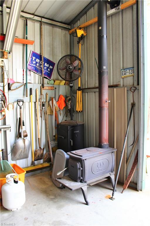 2045 Ray Loop Road Westfield, NC 27053 - Photo 7 of 30 Gallery Image 7