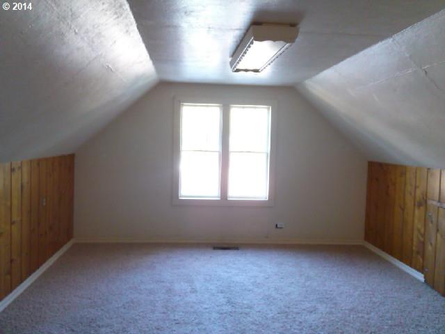 222 South River Road Cottage Grove, OR 97424 - Photo 12 of 16 Gallery Image 12