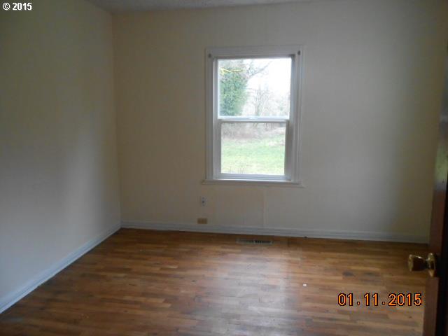 222 South River Road Cottage Grove, OR 97424 - Photo 15 of 16 Gallery Image 15