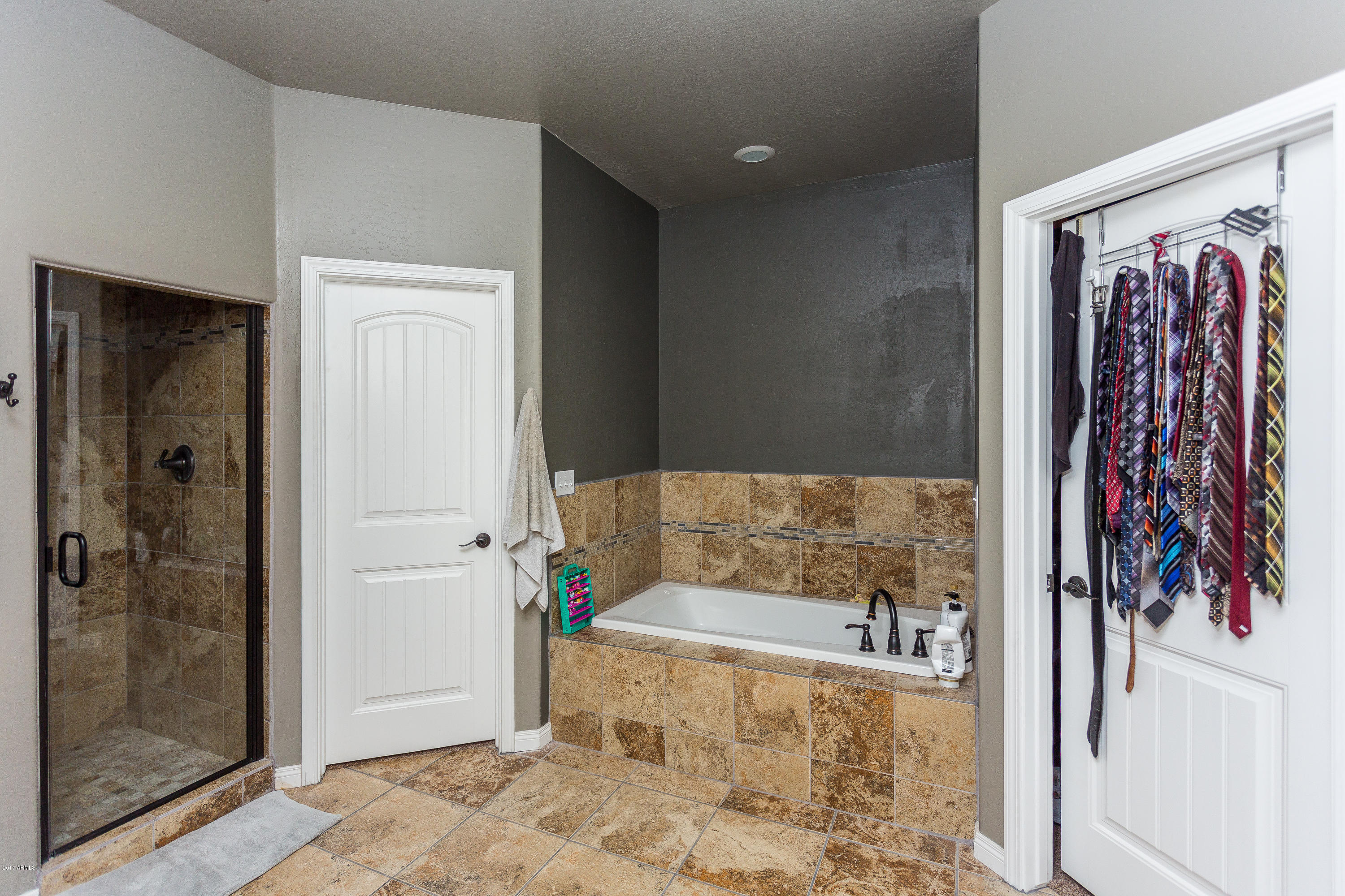 10690 Powerline Road Dewey, AZ 86327 - Photo 13 of 24 013_Master Bathroom