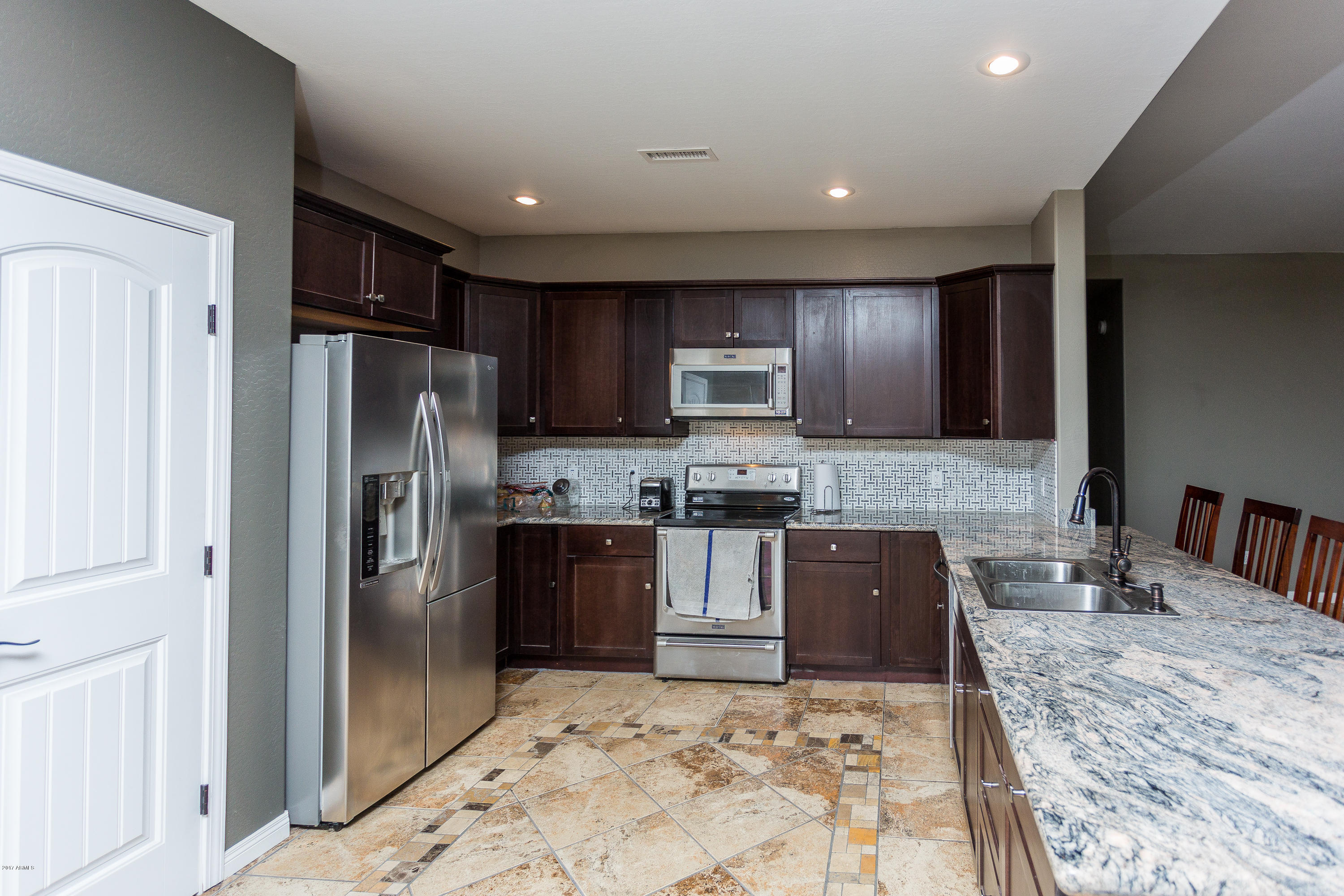 10690 Powerline Road Dewey, AZ 86327 - Photo 8 of 24 008_Kitchen