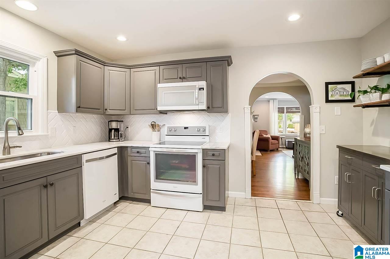 236 Raleigh Avenue Birmingham, AL 35209 - Photo 13 of 41