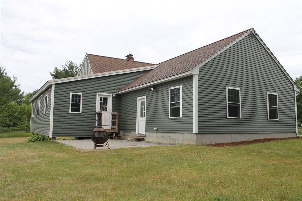 758 Hardy Road Pembroke, NH 03275 - Photo 2 of 32 Gallery Image 2