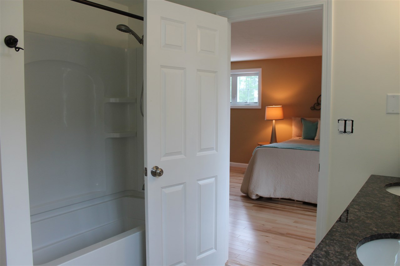 758 Hardy Road Pembroke, NH 03275 - Photo 25 of 32 Gallery Image 25