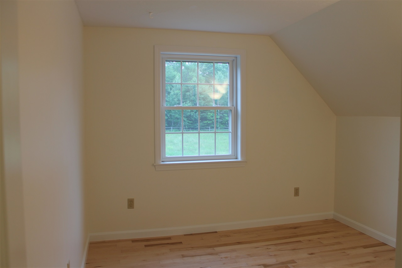 758 Hardy Road Pembroke, NH 03275 - Photo 27 of 32 Gallery Image 27