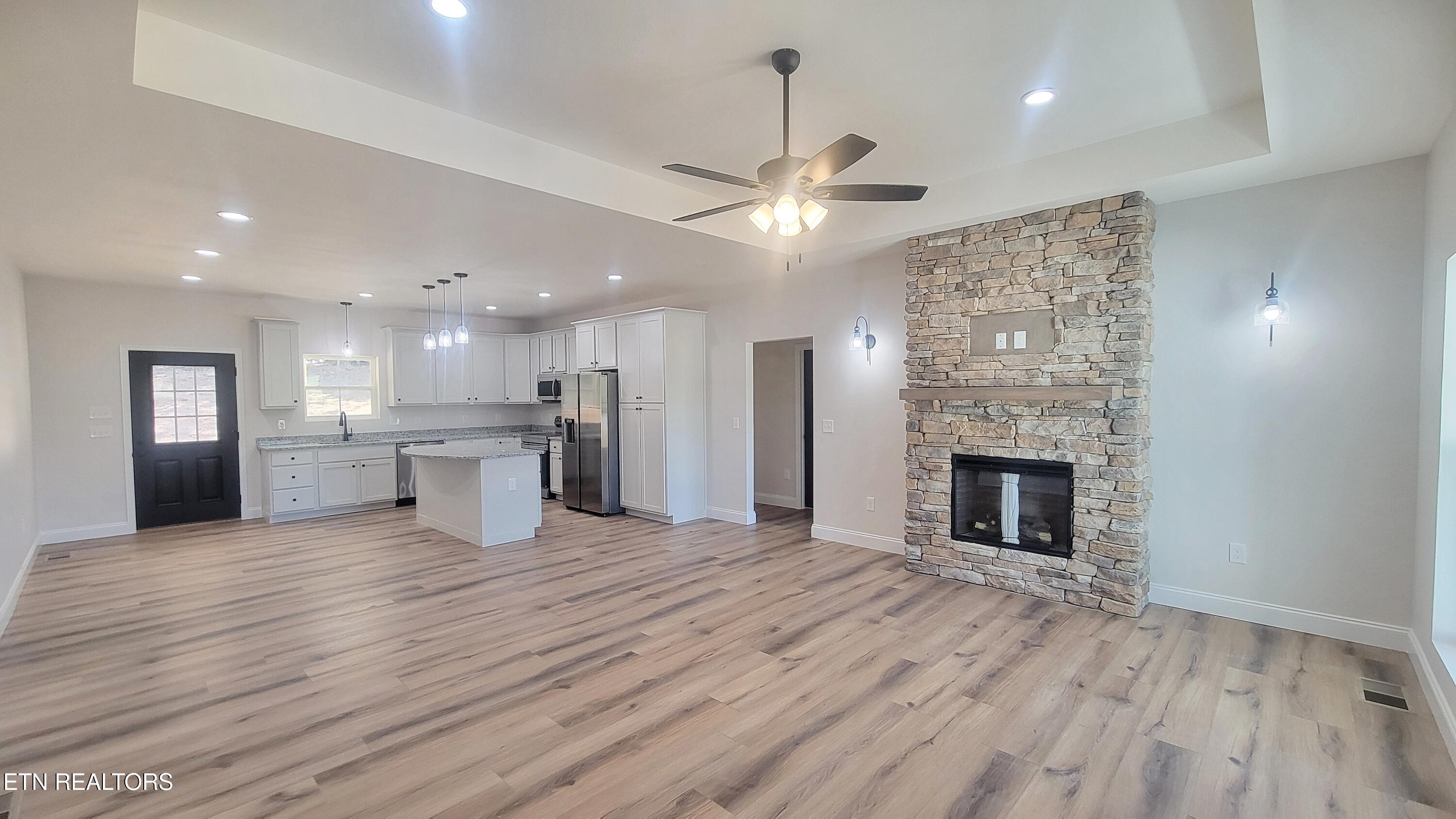243 Splendor Way Parrottsville, TN 37843 - Photo 7 of 35 LIVING DINING
