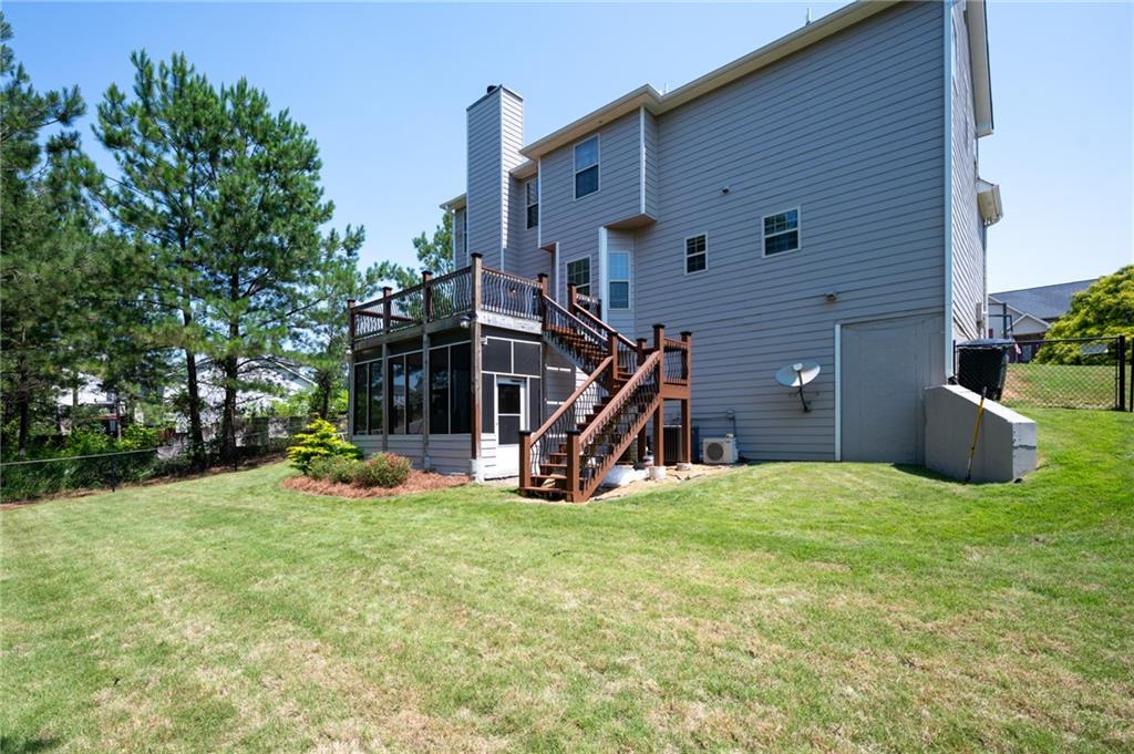 722 Riverside Drive Calhoun, GA 30701 - Photo 4 of 43