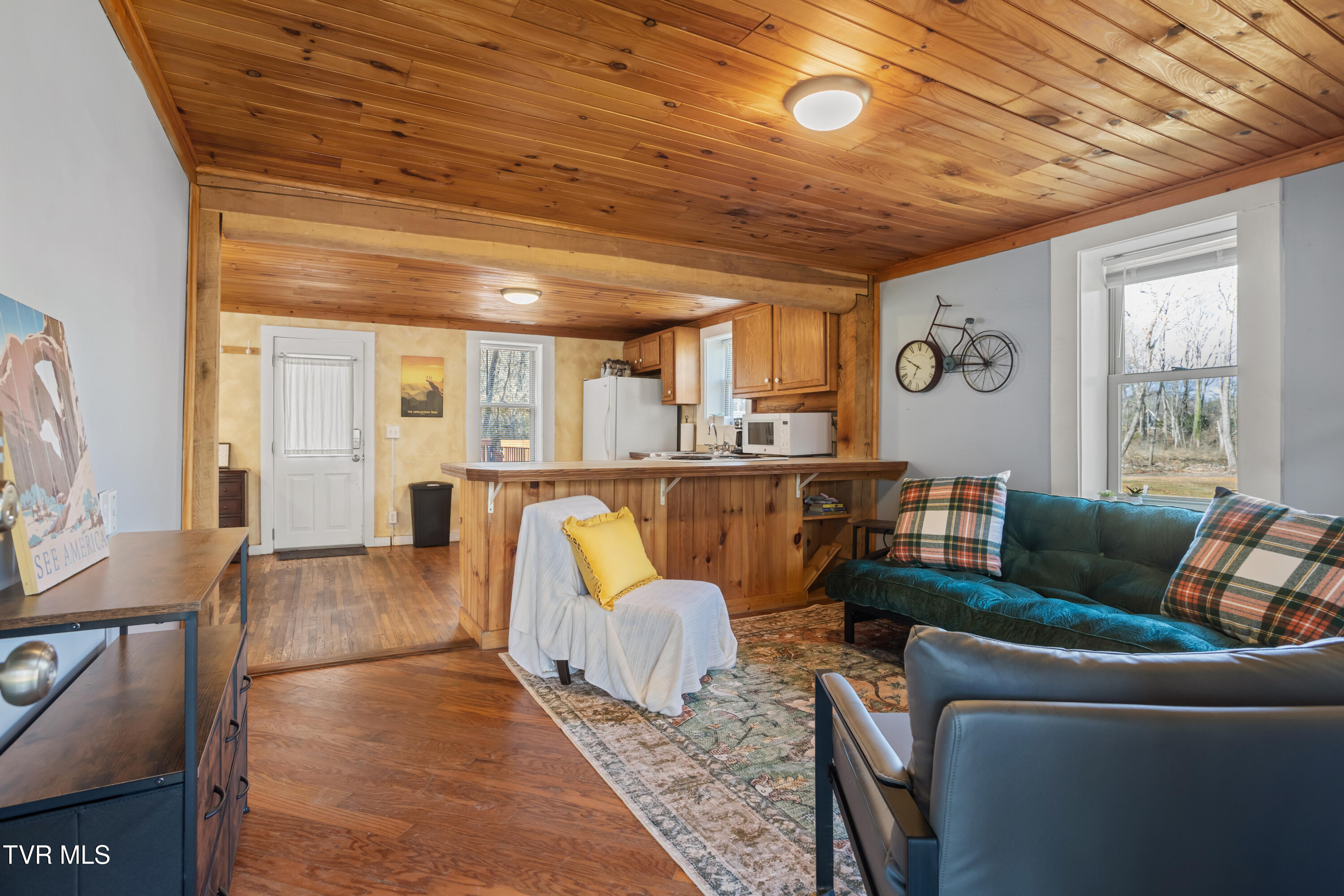338 Whistlestop Road Damascus, VA 24236 - Photo 13 of 44 177A9939-HDR_1