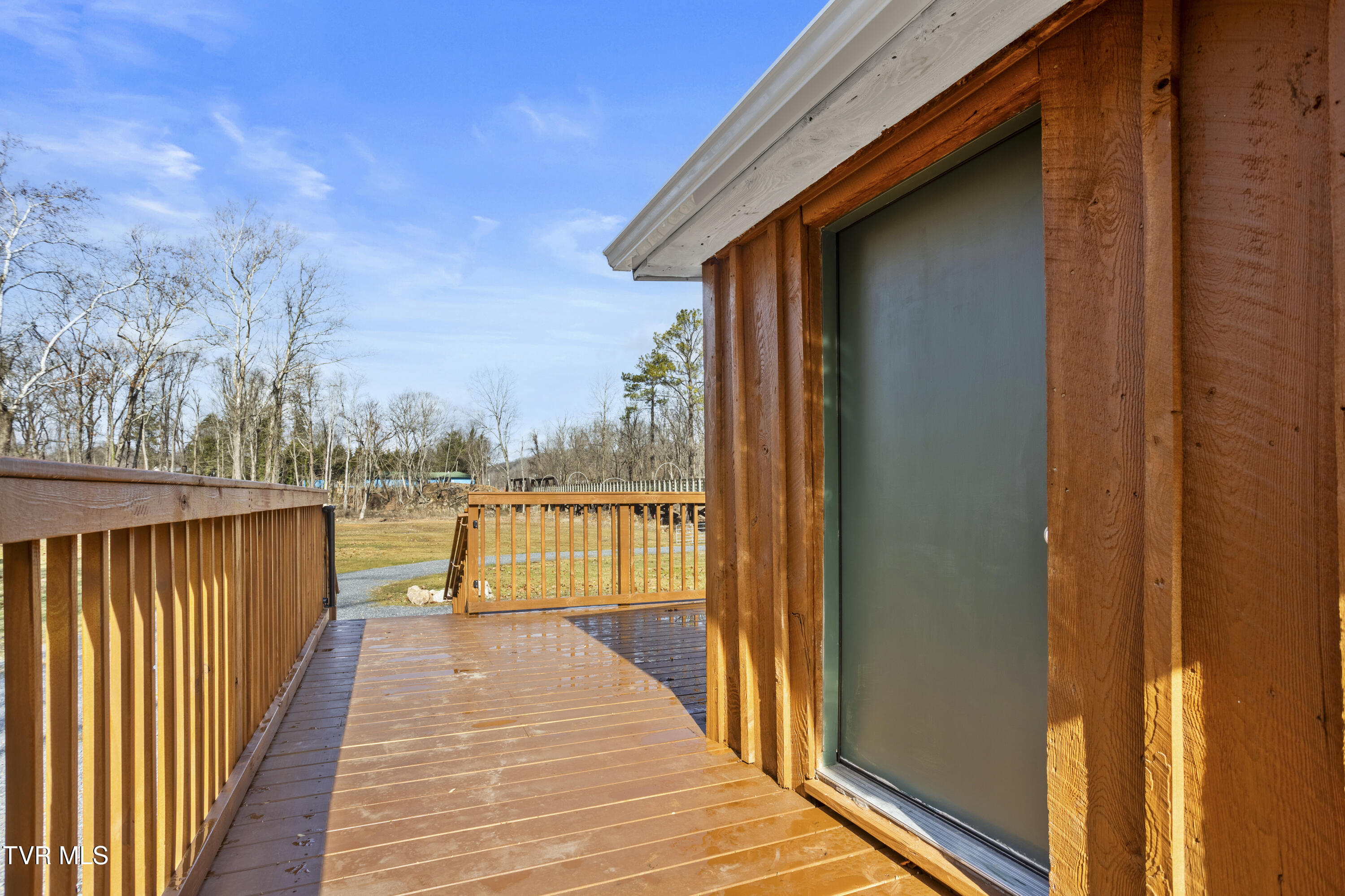 338 Whistlestop Road Damascus, VA 24236 - Photo 32 of 44 177A0048-HDR_1