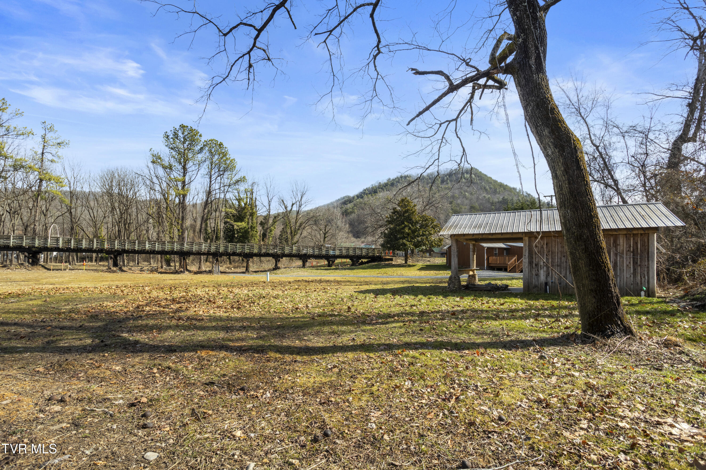 338 Whistlestop Road Damascus, VA 24236 - Photo 34 of 44 177A0100-HDR_1