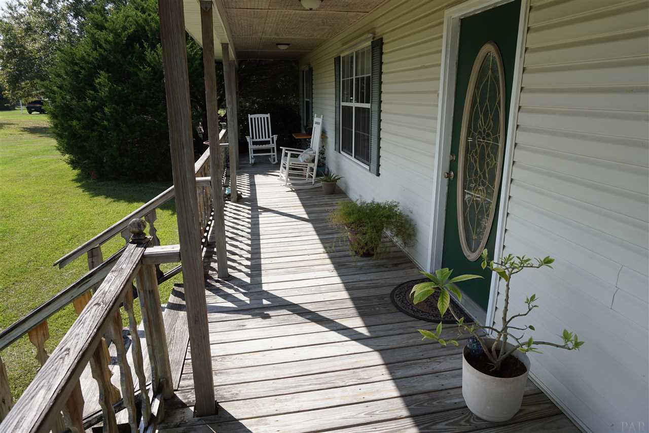1970 Well Line Road Cantonment, FL 32533 - Photo 4 of 26
