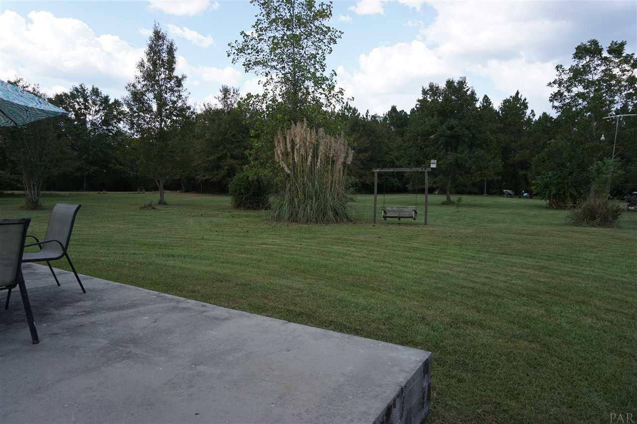 1970 Well Line Road Cantonment, FL 32533 - Photo 10 of 26