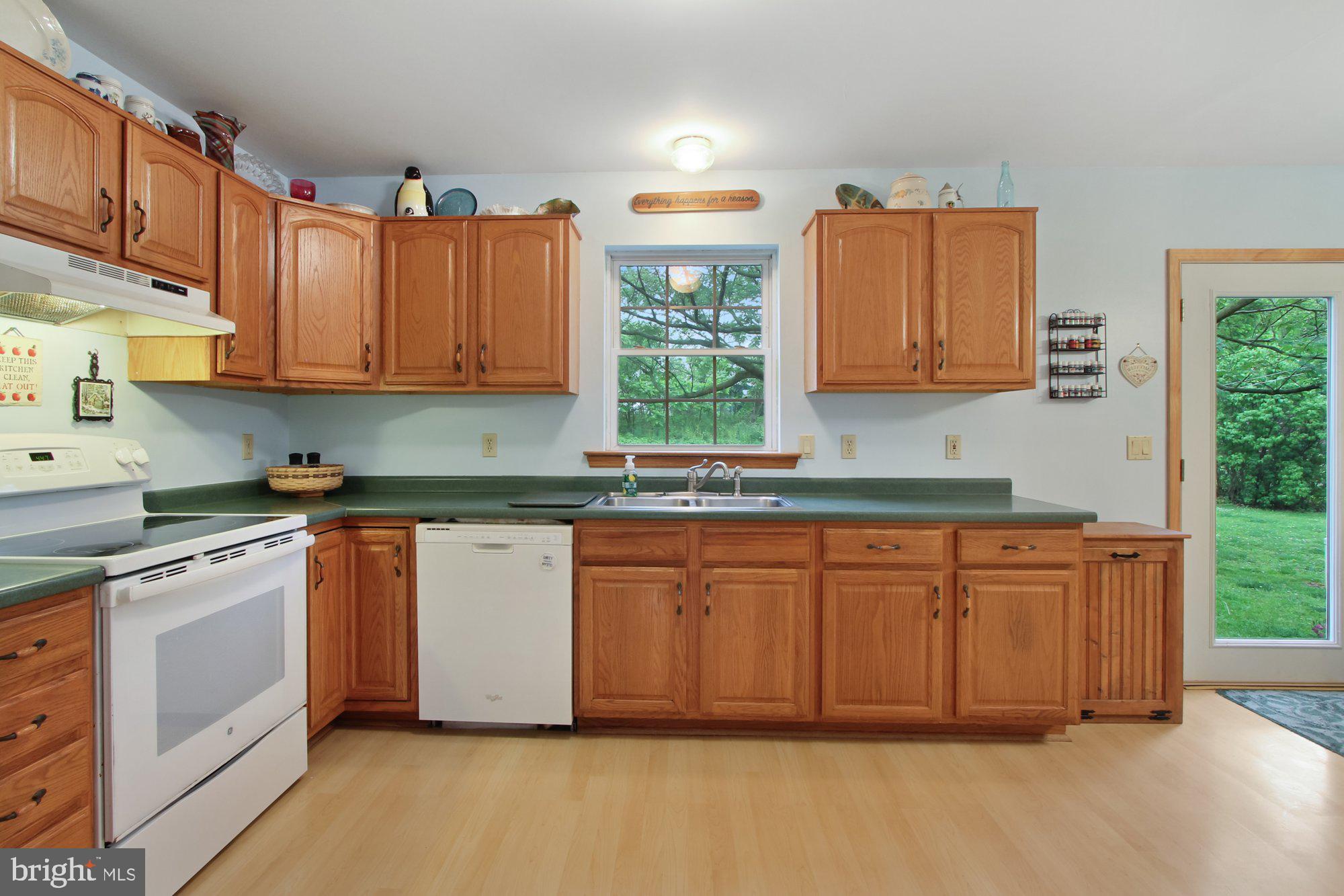 60 Evans Road Kutztown, PA 19530 - Photo 4 of 27 Kitchen